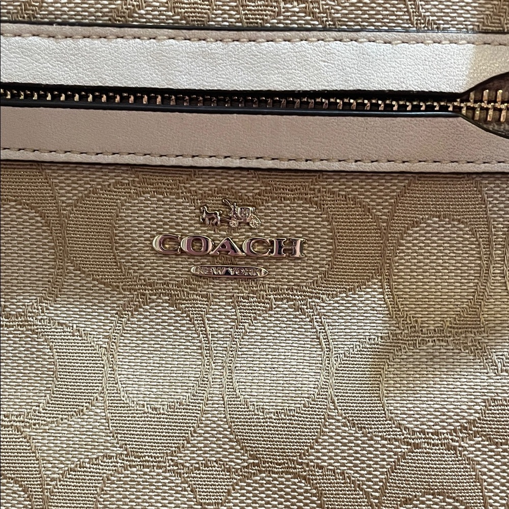 Coach Beige Signature Satchel with gold hardware EUC - Picture 2 of 10